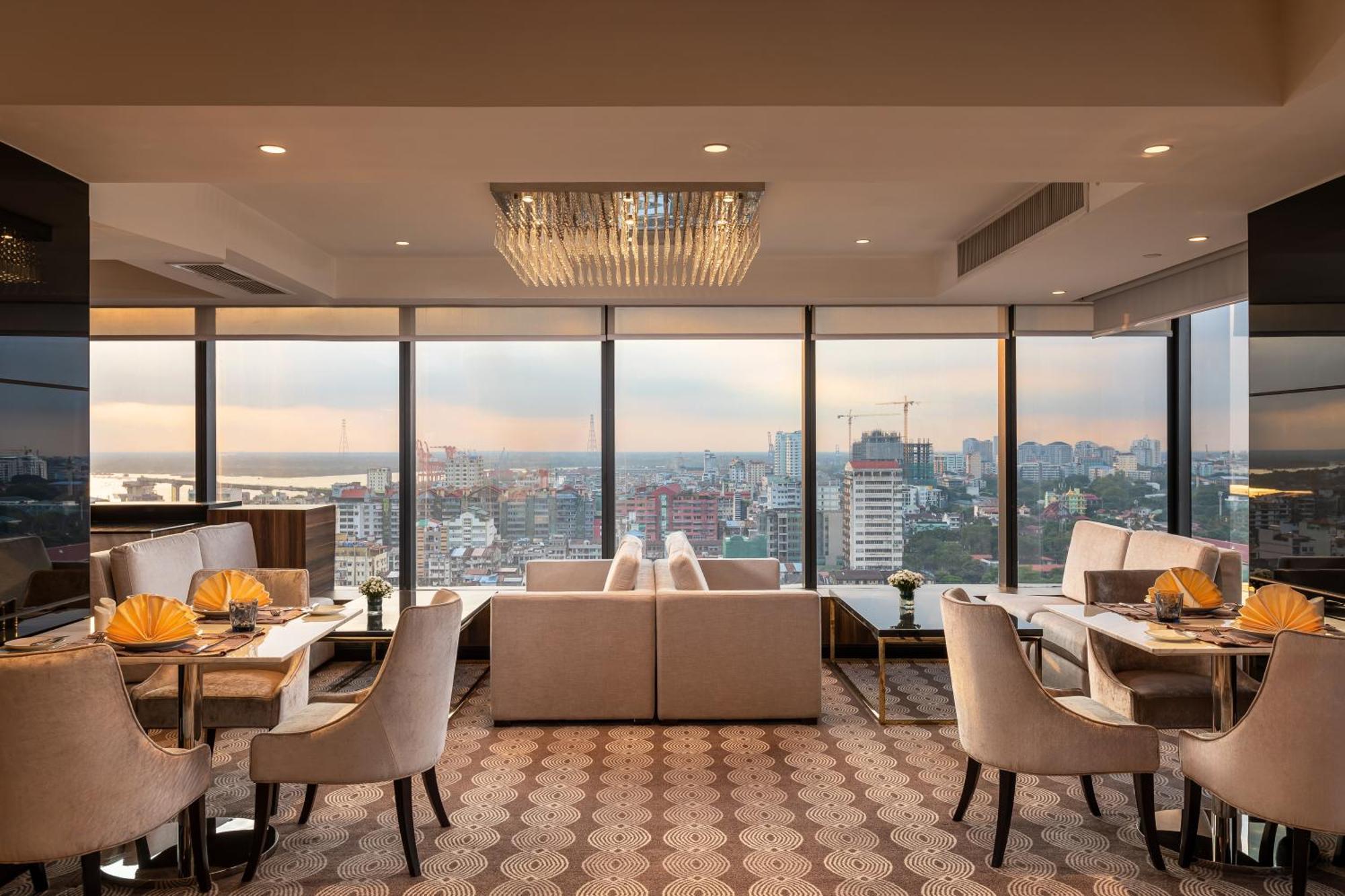 Yangon Thanlwin Hotel Luaran gambar